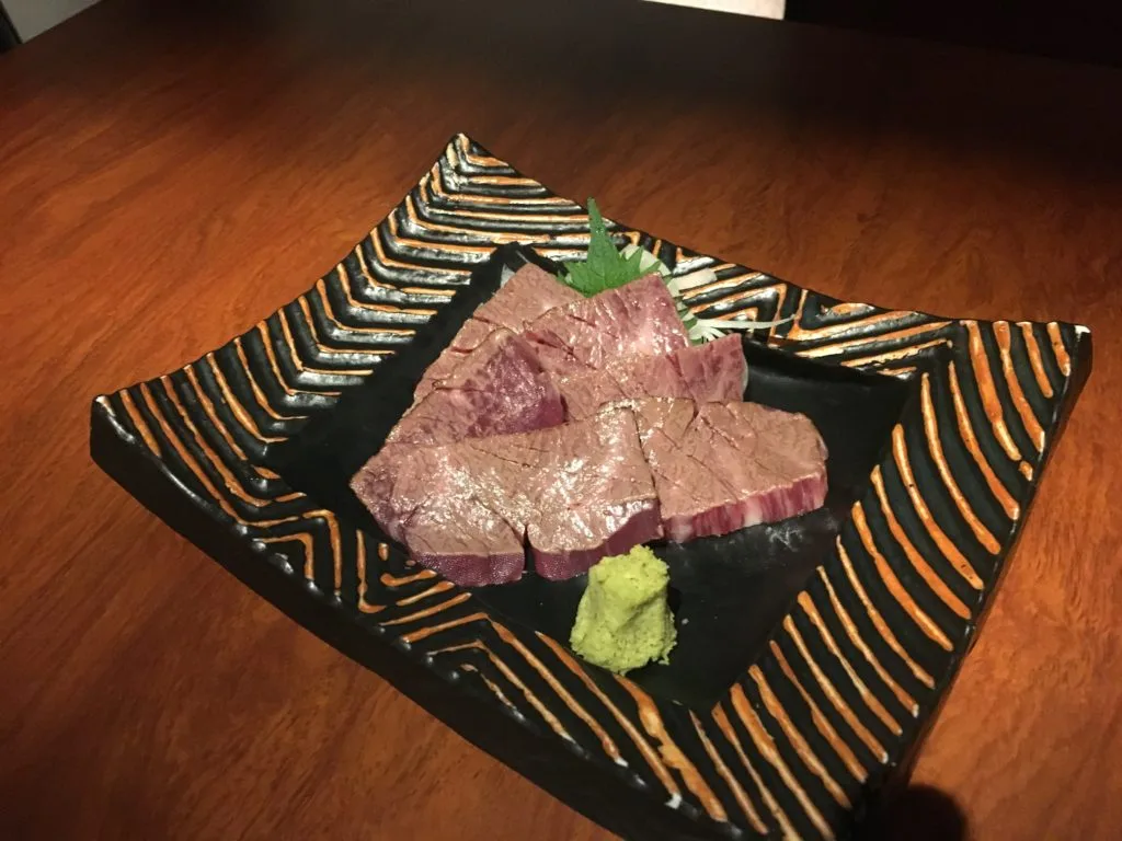 【黒毛和牛BAKURO】お肉屋さん直営!!上質な和牛の焼肉とワインが楽しめるお店!! 2
