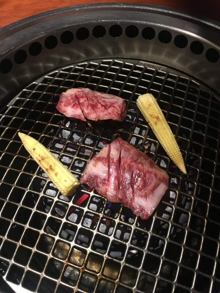 【黒毛和牛BAKURO】お肉屋さん直営!!上質な和牛の焼肉とワインが楽しめるお店!! 8