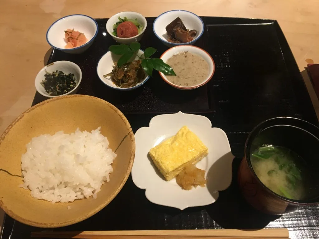 西中洲の日本料理【ながおか】 12