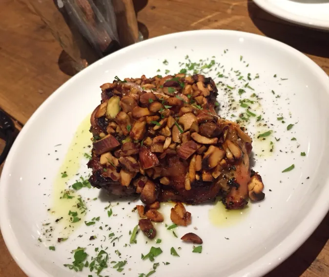 EATFUL(イートフル)中心部から少し離れたイタリアン マリンメッセのすぐ近く 9