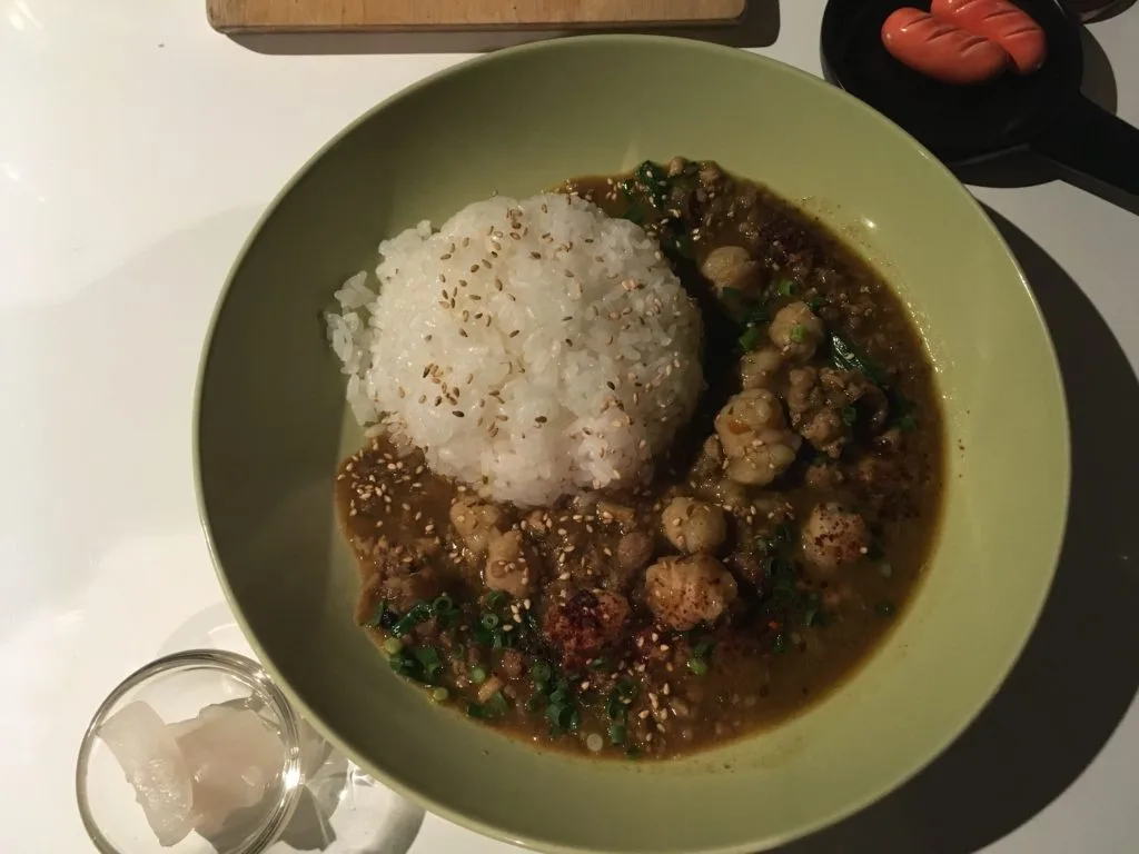 モツが美味しい創作カレー【ハラペコダイニング！ケンチャンスマイル】 4