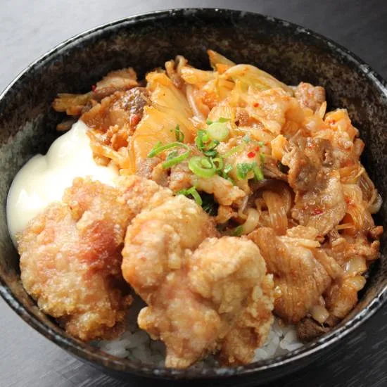 UberEats 元祖メガ丼!デカ盛り屋 博多店 5