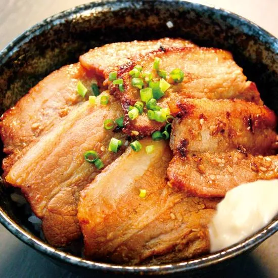 UberEats 元祖メガ丼!デカ盛り屋 博多店 3