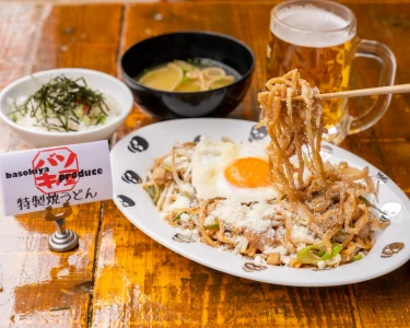UberEats 博多焼きうどん 吟麦