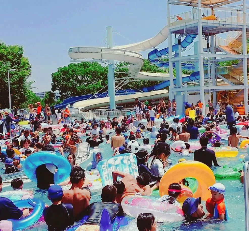 久留米市民流水プール 流れるプールにスライダーで大はしゃぎ！ 2
