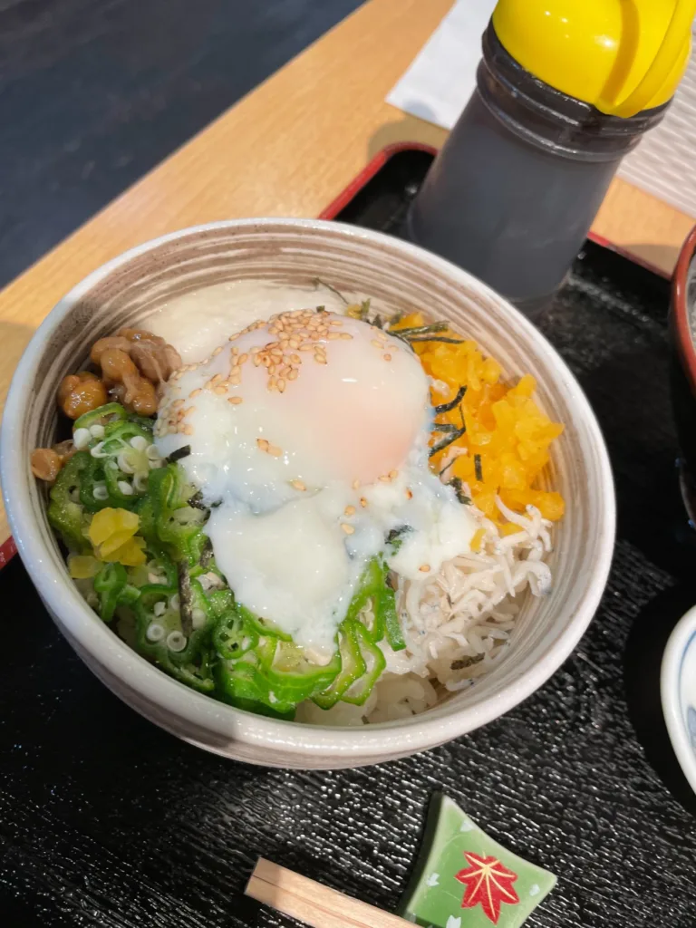 釜揚げうどん 広い店内でベビーカーも楽々♪中洲川端店 3