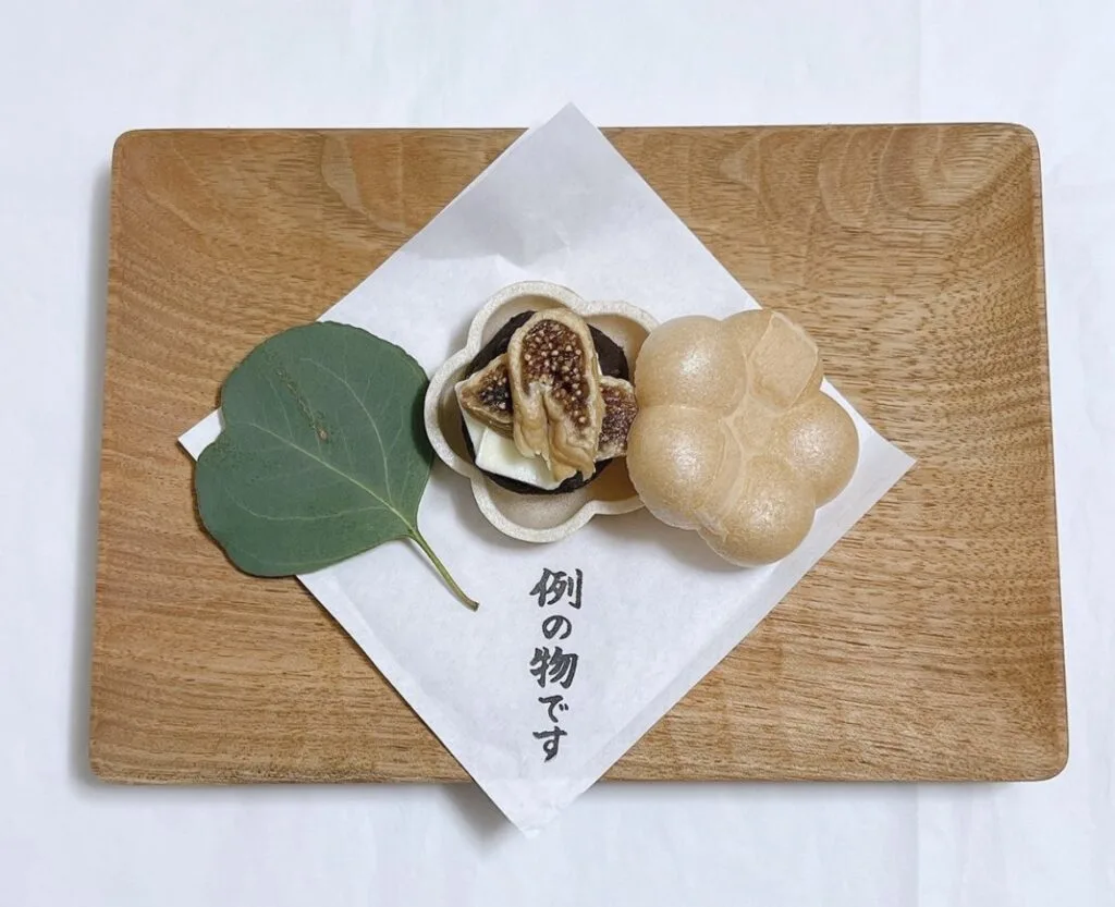 隠れ家的カフェMUME スコーンのお店 8