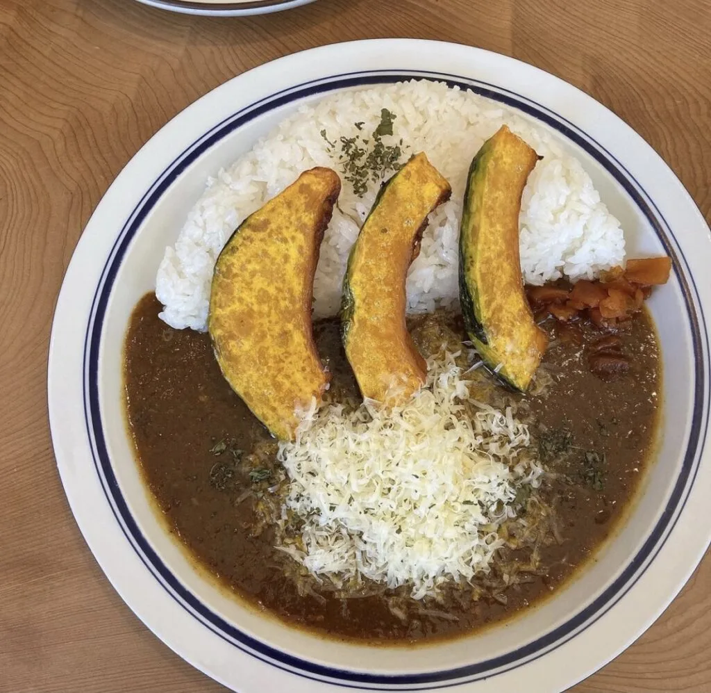 カレーとケーキ かぼちゃ屋 2