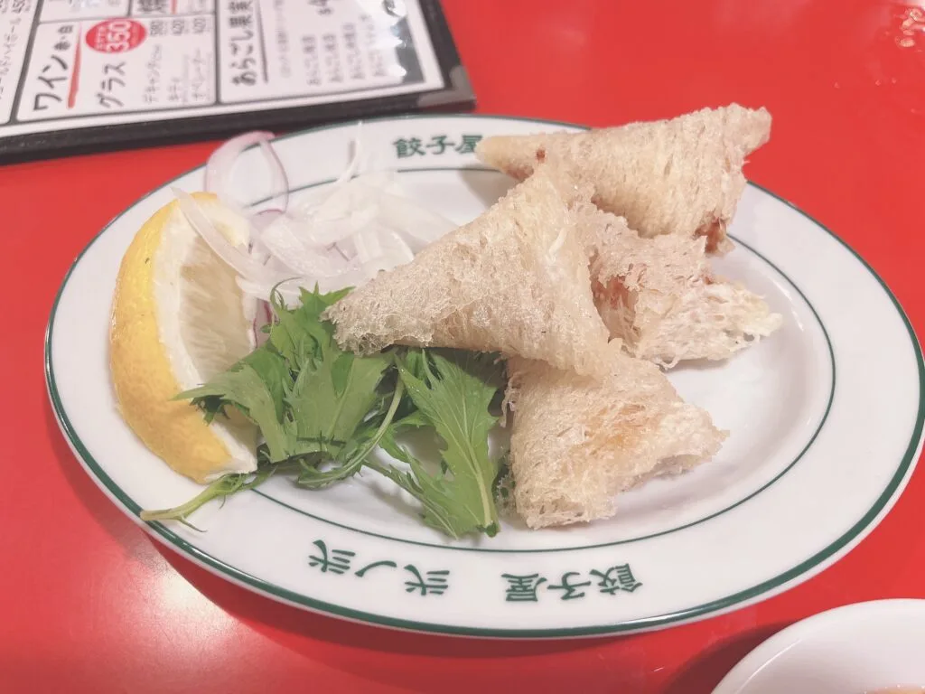 【餃子屋 弍ノ弍】パリパリ餃子が驚きの半額？！🥟ビールも🍻✨ 3