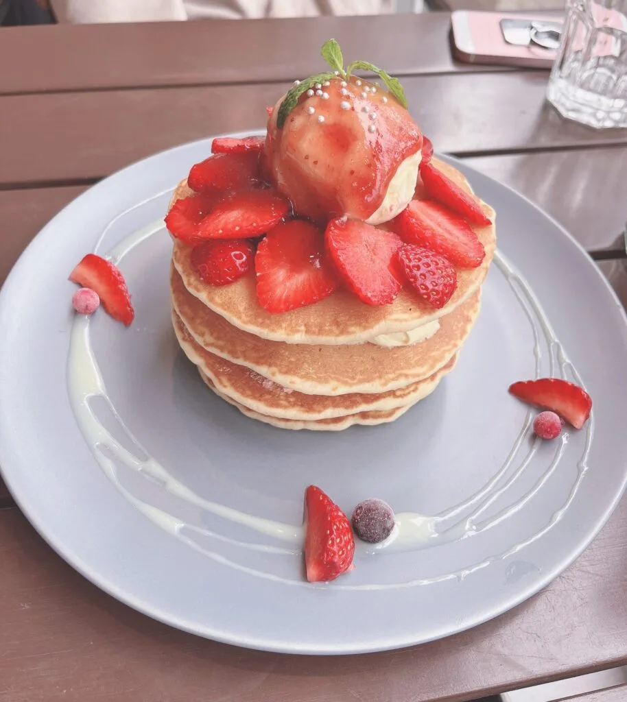 【Rusa  Ruka】あまおう苺のパンケーキで心も身体も幸せいっぱい😋🍓笑